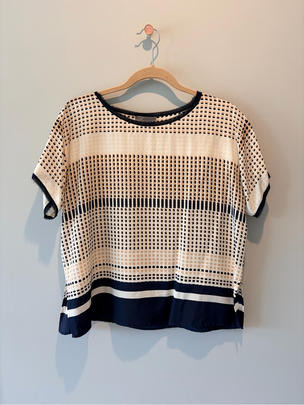 Vince Cream and Navy Patterned Short Sleeve Tee
